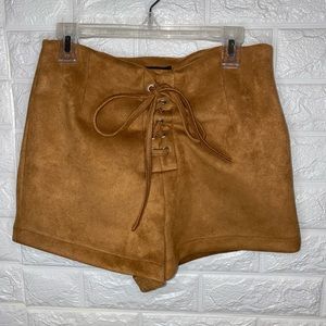 Material suede Shorts